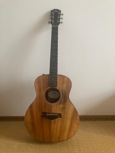 お譲り先決定しました　taylor  アコースティックギター　ケース付き