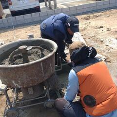 草刈り、防草シート、整地、害虫駆除、ハウスクリーニング等やります。 - 便利屋