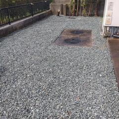 草刈り、防草シート、整地、害虫駆除、ハウスクリーニング等やります。 − 三重県