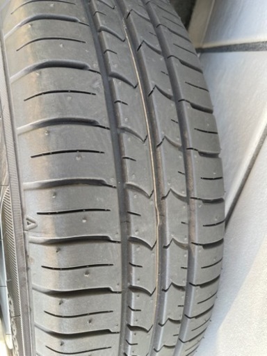 175/65/15 GOODYEARイボ付きタイヤ　美品