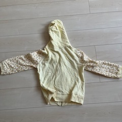 パーカー　レディース　上着の画像