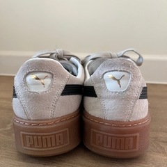 ［PUMA］スウェードシューズ 23.5センチの画像