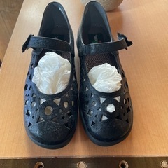 パンプス24