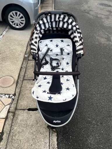 Aprica 三輪ベビーカー