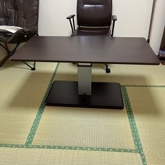 昇降テーブル