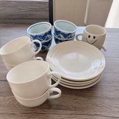 引っ越しの為出品します！皿　コップ