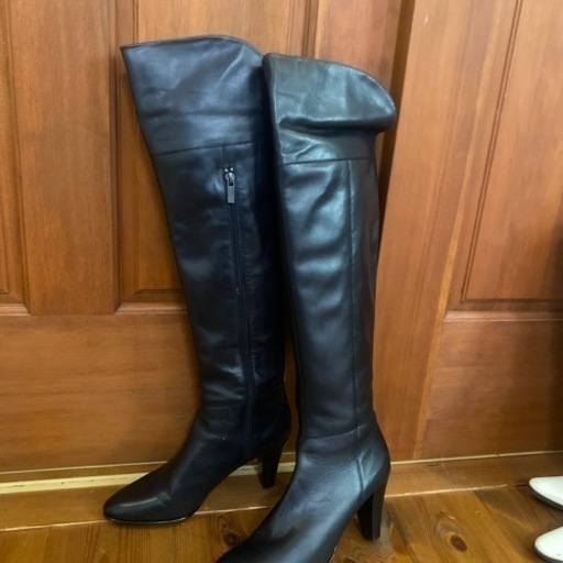 【Bridget Birkin】ロングブーツ　値引き交渉受け付けます