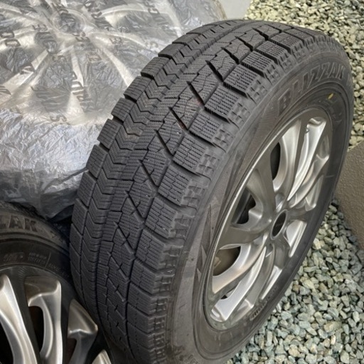 スタッドレスタイヤ　ブリザックVRX 195/65R/15   4本セット　補修無し