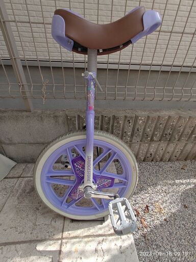 一輪車