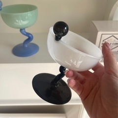【韓国購入品】おしゃれな形のグラス カップ 白黒