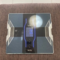 タニタ　体重計の画像