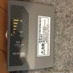 アイリスオーヤマ　デスクパネルヒーターの画像