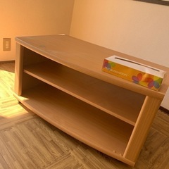 こま付きテレビ台