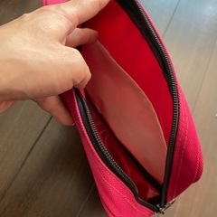 HEADナイロンポーチ　少し擦れありの画像