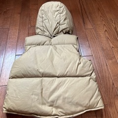 KP  Junior    中綿入り　ベスト　　130 140の画像