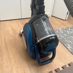 掃除機　コンパクトサイクロンクリーナー　アイリスオーヤマの画像