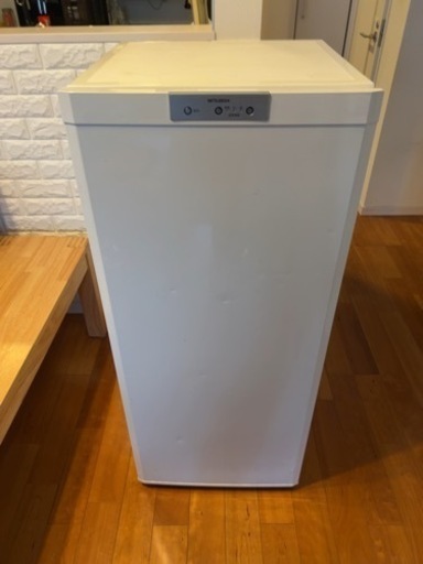 三菱ノンフロン冷凍庫 MF-U12N-W形　121L