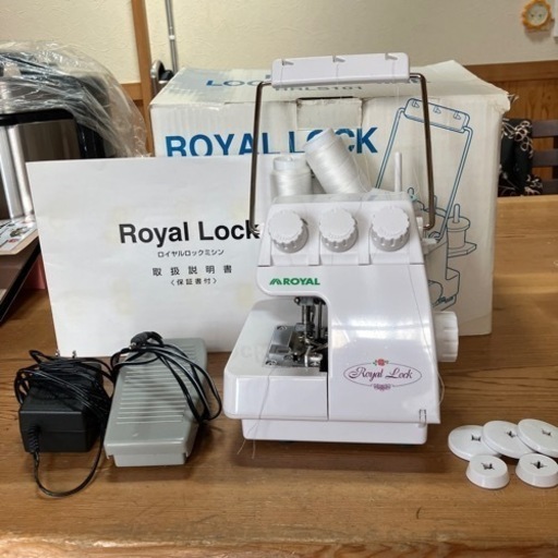 ロックミシンお譲りします ただ今ご相談中