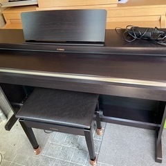 美品：ヤマハYAMAHA YDP-162R電子ピアノ　　動作確認...