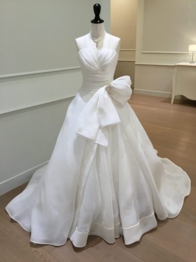 ウェディングドレス