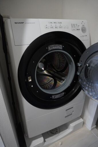 ［美品］シャープ ドラム式洗濯機 ES-S7E-WR（ホワイト）