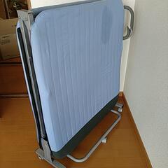 折りたたベッド　取引中