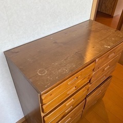タンスの画像