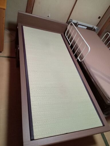畳のシングルベッド
