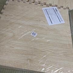 【新品】大判パズルマット　1片60cm厚さ2cm　木目調の画像