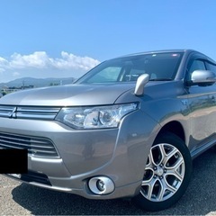 三菱 アウトランダー 4WD PHEV Gセイフティーパッケージ...