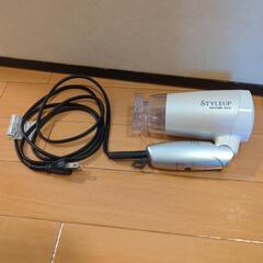 ドライヤー(電圧切替式)の画像