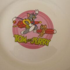 ★★ 新品 トムとジェリー 絵皿２枚の画像