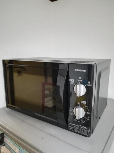 電子レンジ　アイリスオーヤマ　黒