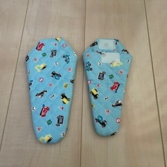 手作りのハサミ入れ２個差し上げます