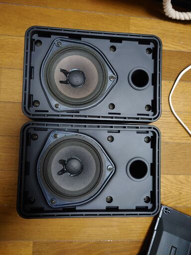 BOSE 101MM + CW-30B 2セット