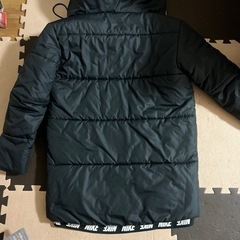 NIKE ダウンの画像