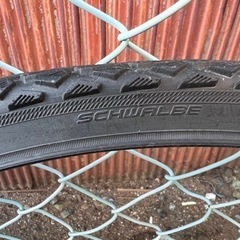 SCHWALBE LAND CRUISER 37-622 18×1.40 700×35cの画像