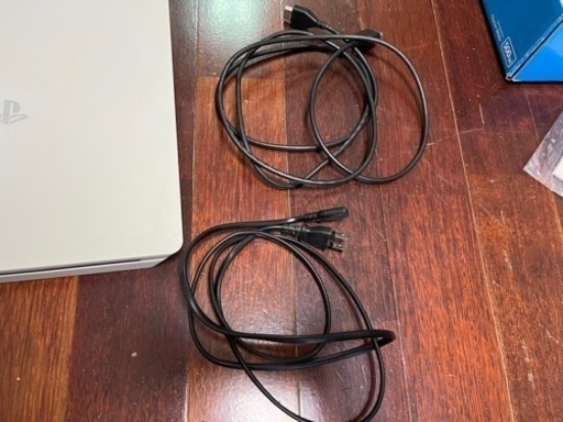 PS4 500GB コントローラー付き　動作確認済み