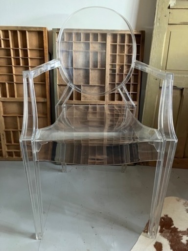 Kartell  カルテル  LOUIS GHOST  ルイゴースト　コンラン