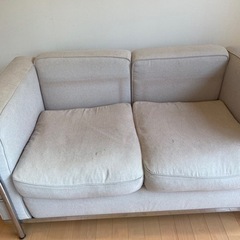 ル・コルビジェ (Le Corbusier)　LC2（2P）レザーフォーム社 イタリア製　 リプロダクト家具 　デザイナーズ家具の画像