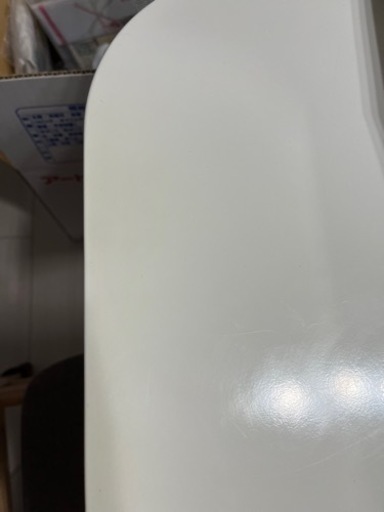 ダイニングテーブルとイス4脚
