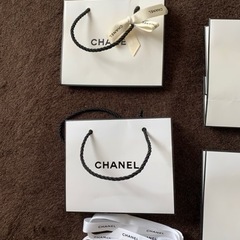 🛍ブランド紙袋/リボン付き・CHANEL【中古】の画像