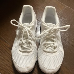 ミズノ　　スニーカー　白　27cm