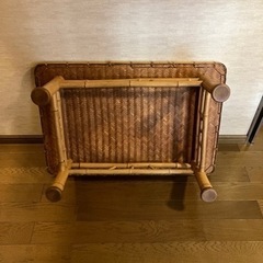 夏向きのテーブルの画像