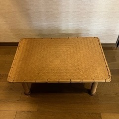 夏向きのテーブル