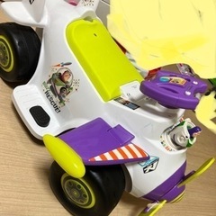 乗れるバズライトイヤー  動きますの画像