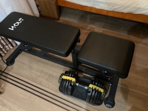 可変式のダンベル（最大24kg）とベンチ台のセット売ります