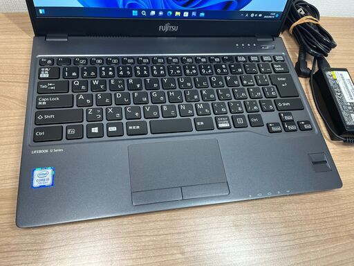 極美品〉0568 富士通 LIFEBOOK U938/S i5-7200U ８GB / SSD 256GB 第7世代 Windows1