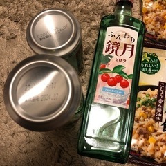 お酒と食品セットの画像