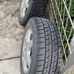 【お得・値下げ】早い者勝ち！スタッドレスタイヤ4本ホイールセット215/65R16の画像